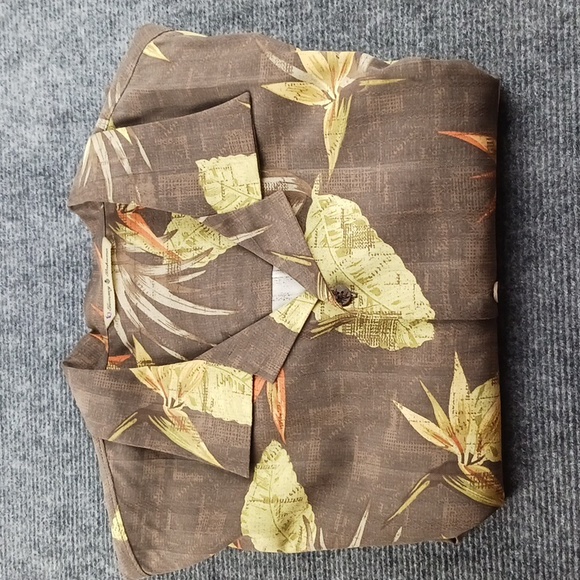 Tommy Bahama Men's Short Sleeve Silk Shirt Hawaiian Print Button Front Size L - Picture 4 of 15
